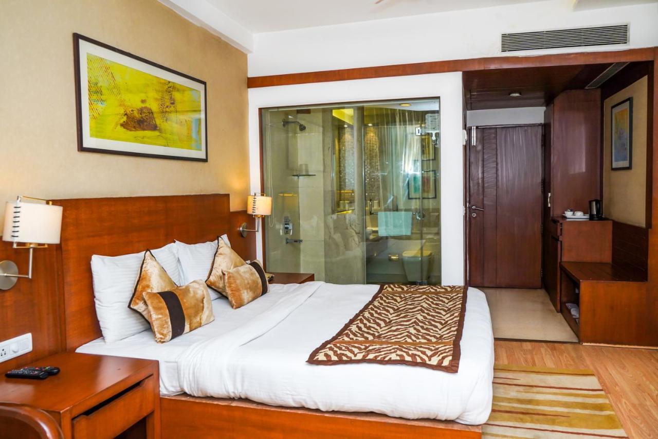Hotel Gwalior Regency Exterior photo
