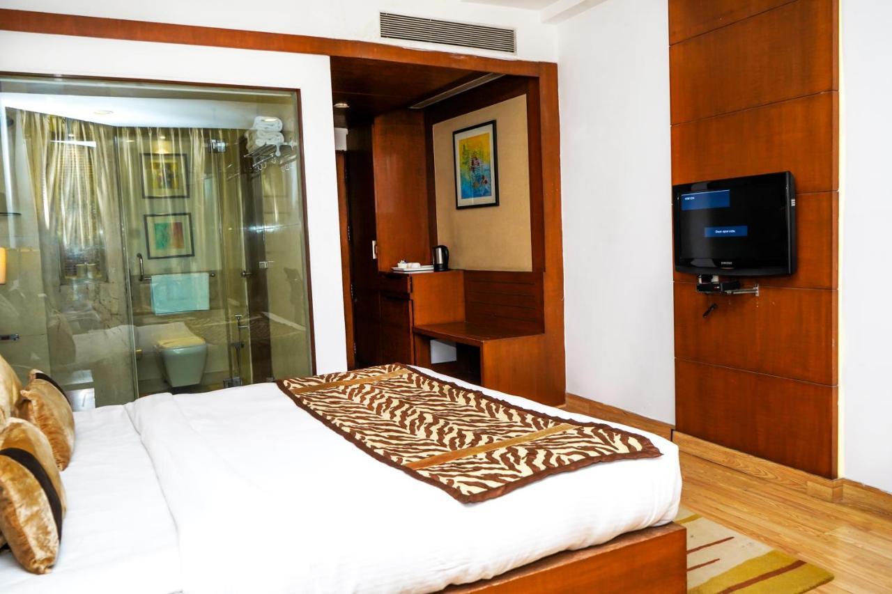 Hotel Gwalior Regency Exterior photo