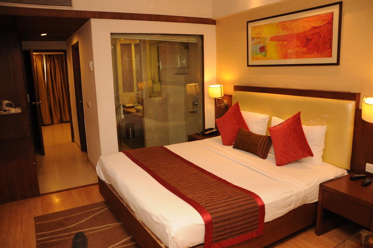 Hotel Gwalior Regency Exterior photo
